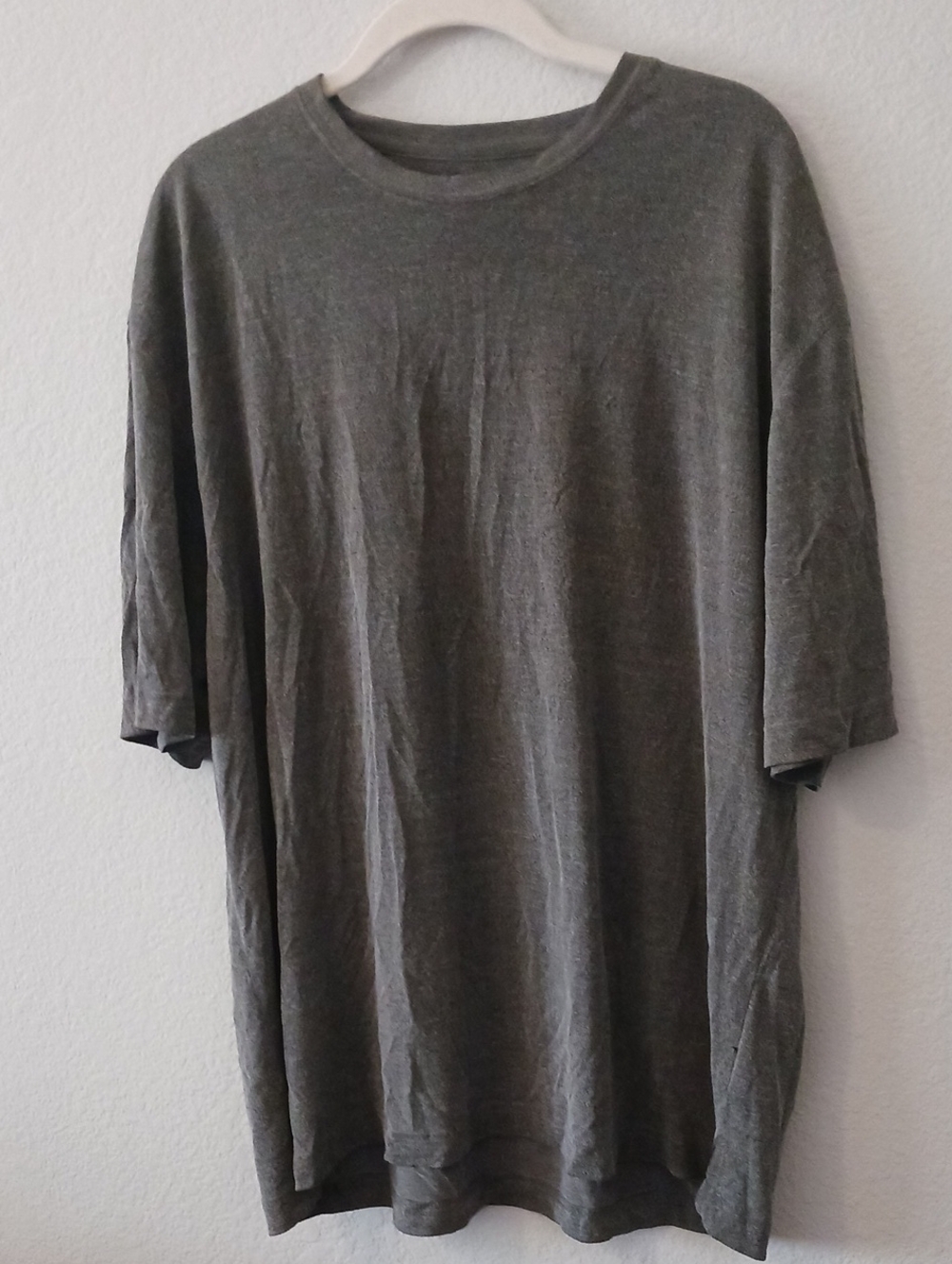 Andrew Fezza Men's Short Sleeve Crew in Charcoal Gray